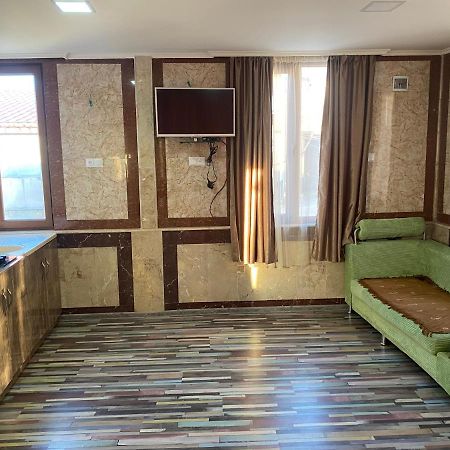 Gardenie Apartment Kutaisi Exterior foto