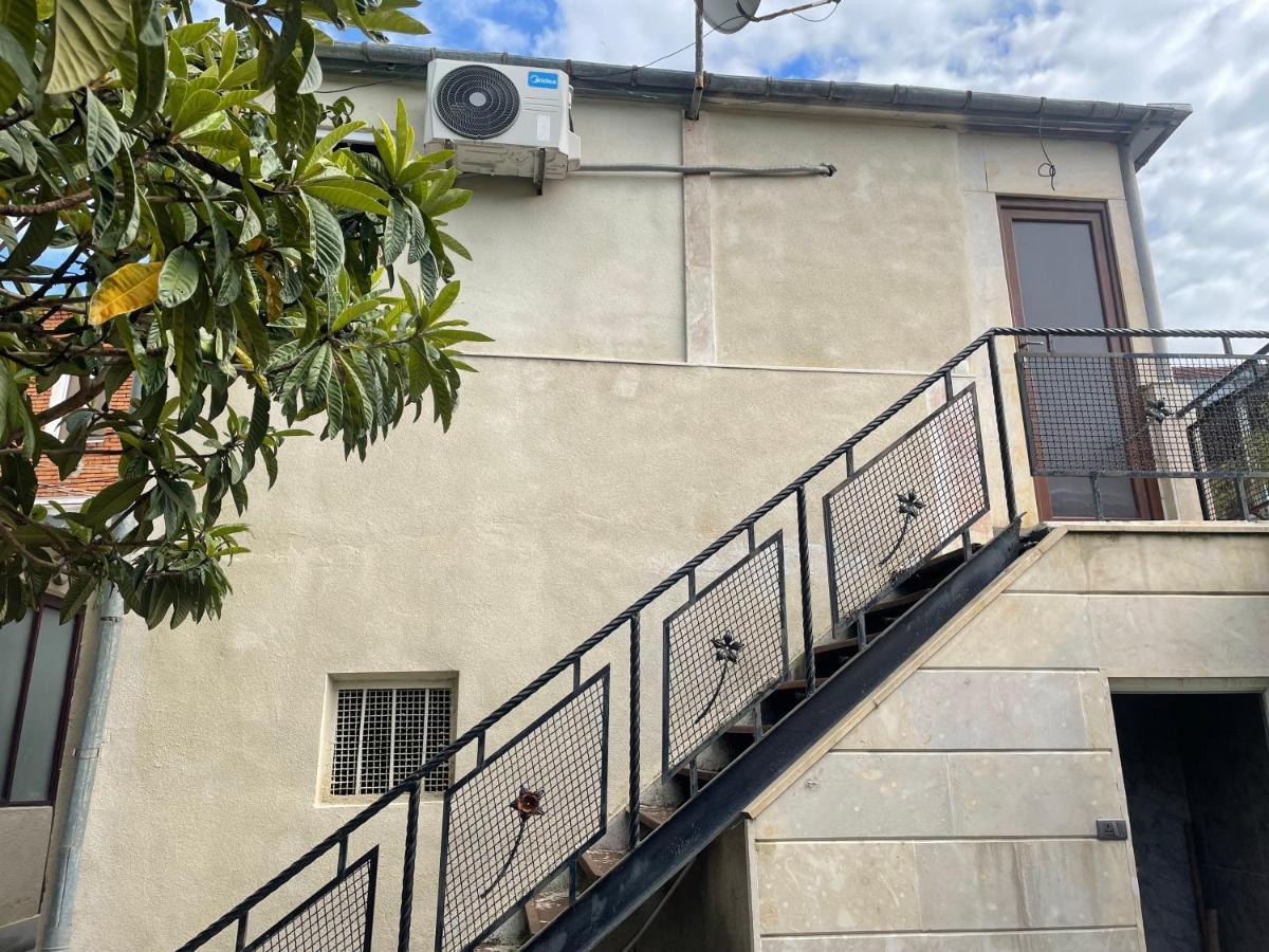 Gardenie Apartment Kutaisi Exterior foto